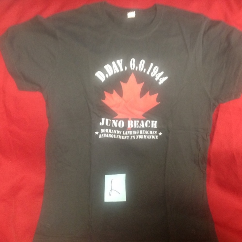 WWII Juno Beach - D Day - Normandy Landing 6/6/44 Canadian Forces T-Shirt